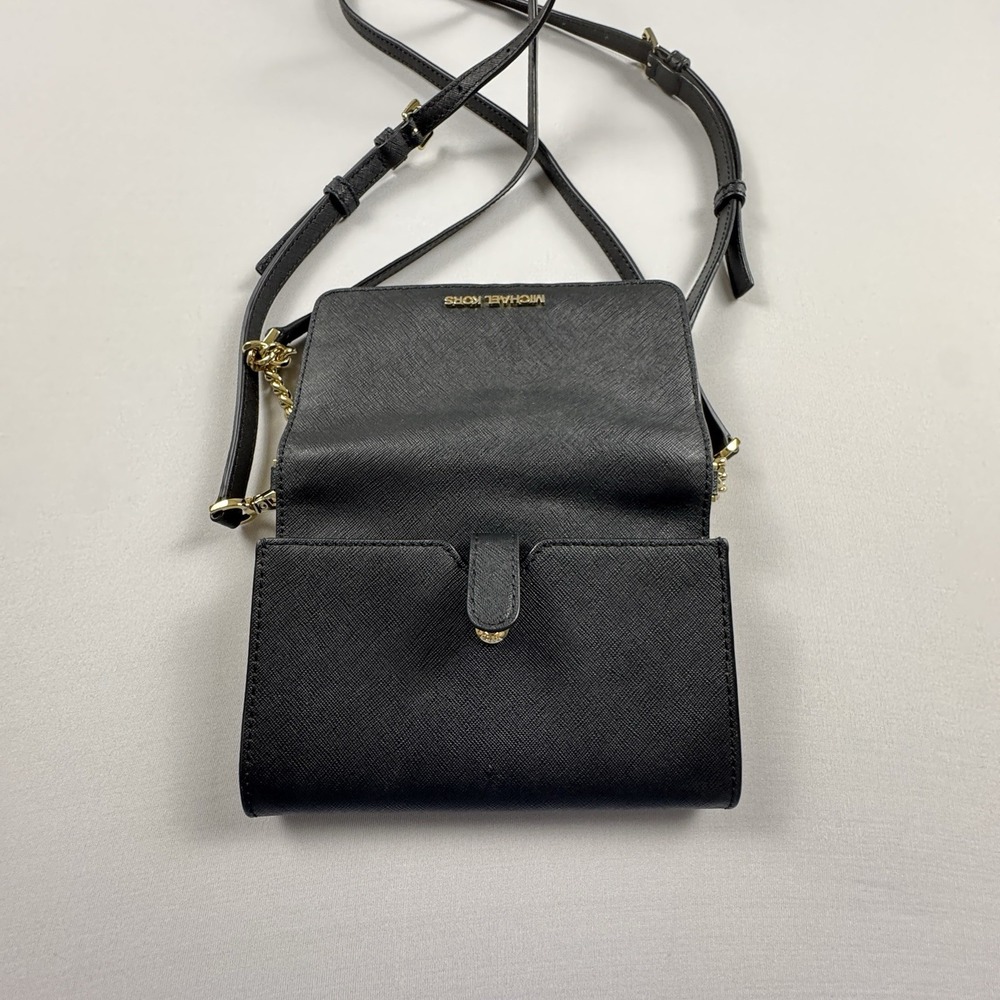 Michael Kors Jet Set Saffiano Leather Smartphone Crossbody Black Gold Timeless - Picture 10 of 10
